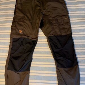 Fjallraven Men's Vidda Pro - Black and Brown